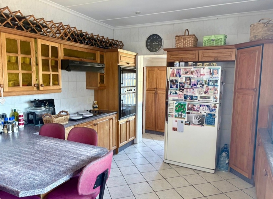 5 Bedroom Property for Sale in Fairbridge Heights Eastern Cape